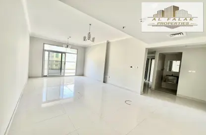 Apartment - 2 Bedrooms - 3 Bathrooms for rent in Al Mamzar - Sharjah - Sharjah