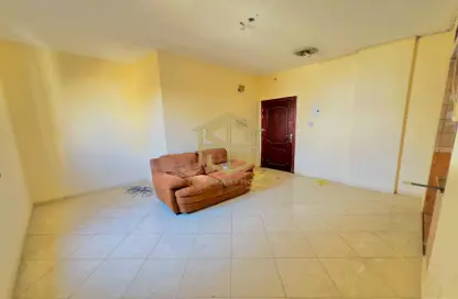 Apartment - 1 Bathroom for rent in Al Naba'ah - Al Sharq - Sharjah