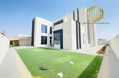 Villa - 4 Bedrooms - 5 Bathrooms for rent in Al Aweer 1 - Al Aweer - Dubai