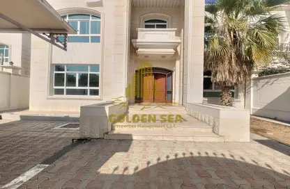 Villa - 5 Bedrooms - 7 Bathrooms for rent in Hazaa Bin Zayed the First Street - Al Nahyan Camp - Abu Dhabi