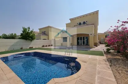 Villa - 4 Bedrooms - 5 Bathrooms for rent in Legacy - Jumeirah Park - Dubai