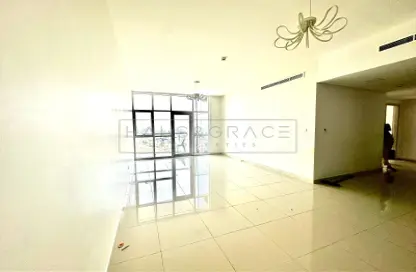 Apartment - 2 Bedrooms - 3 Bathrooms for rent in Topaz Residences - Dubai Silicon Oasis - Dubai