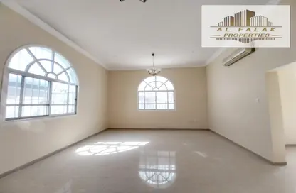 Villa - 5 Bedrooms - 5 Bathrooms for rent in Dasman - Halwan - Sharjah