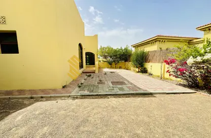 Villa - 3 Bedrooms - 5 Bathrooms for rent in Sas Al Nakheel - Abu Dhabi