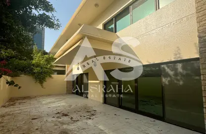 Villa - 3 Bedrooms - 4 Bathrooms for rent in Cornich Al Khalidiya - Al Khalidiya - Abu Dhabi