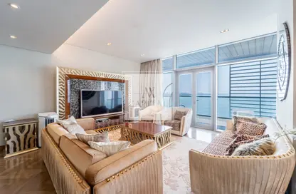 Apartment - 3 Bedrooms - 4 Bathrooms for sale in Apartment Building 1 - Bluewaters Residences - Bluewaters - Dubai