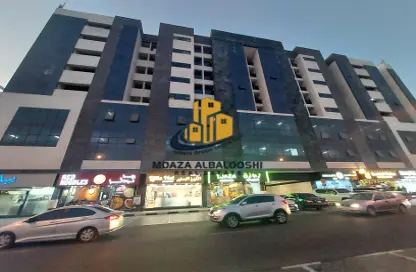 Apartment - 3 Bedrooms - 3 Bathrooms for rent in Muwaileh Commercial - Sharjah