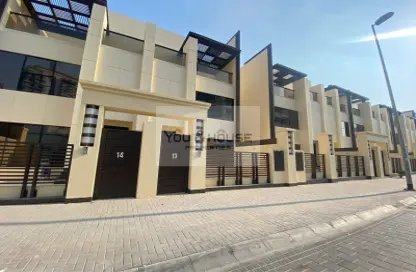 Villa - 3 Bedrooms - 5 Bathrooms for rent in District 16 - Jumeirah Village Circle - Dubai