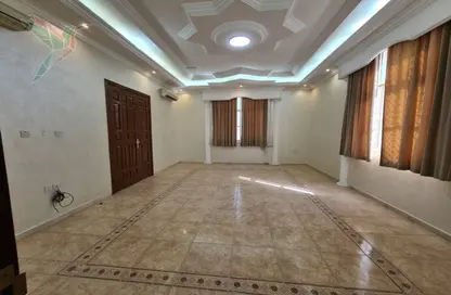 Villa - 5 Bedrooms - 5 Bathrooms for rent in Gafat Al Nayyar - Zakher - Al Ain