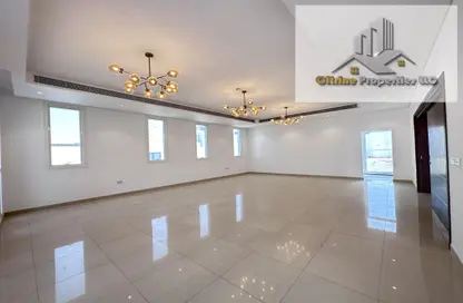 Villa - 5 Bedrooms - 7 Bathrooms for rent in Nad Al Sheba 4 - Nad Al Sheba - Dubai