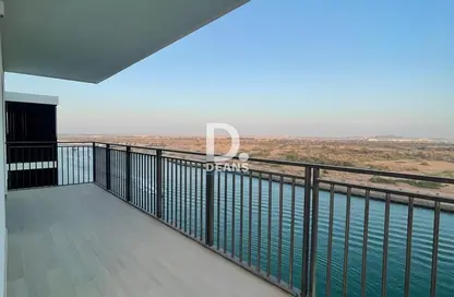 Apartment - 3 Bedrooms - 4 Bathrooms for rent in Waters Edge - Yas Island - Abu Dhabi