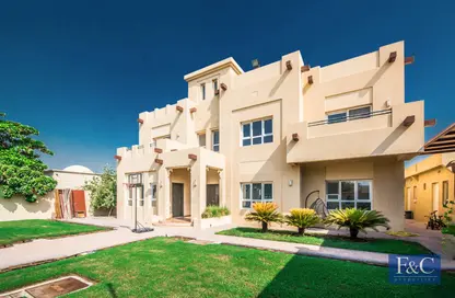 Villa - 4 Bedrooms for rent in Al Barsha South 1 - Al Barsha South - Al Barsha - Dubai