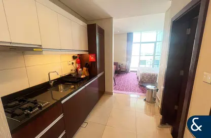 Apartment - 1 Bathroom for rent in Royal Continental Suites - Business Bay - Dubai