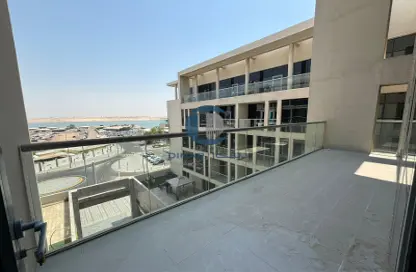 Apartment - 3 Bedrooms - 5 Bathrooms for rent in Bloom Marina - Al Bateen - Abu Dhabi