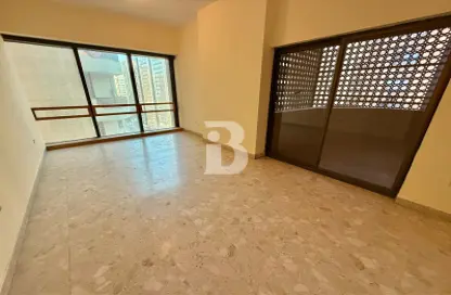 Apartment - 4 Bedrooms - 5 Bathrooms for rent in Baniyas Tower - Al Danah - Abu Dhabi