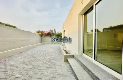 Villa - 3 Bedrooms - 3 Bathrooms for rent in Jumeirah 2 Villas - Jumeirah 2 - Jumeirah - Dubai