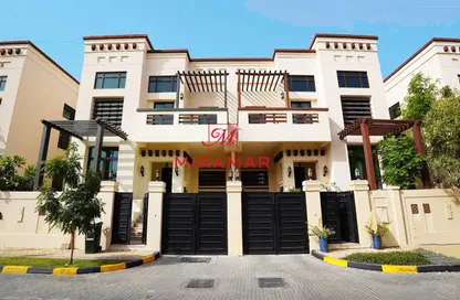 Villa - 5 Bedrooms - 6 Bathrooms for sale in Hills Abu Dhabi - Al Maqtaa - Abu Dhabi