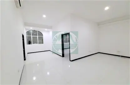 Apartment - 1 Bedroom - 1 Bathroom for rent in Shakhbout City - Abu Dhabi