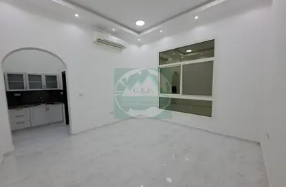 Apartment - 1 Bathroom for rent in Madinat Al Riyad - Abu Dhabi