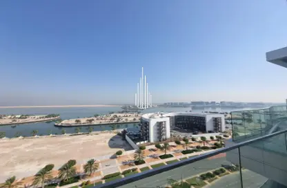 Penthouse - 3 Bedrooms - 5 Bathrooms for rent in Al Raha Beach - Abu Dhabi
