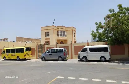 Villa - 5 Bedrooms - 7 Bathrooms for rent in Al Maskan - Al Jafiliya - Dubai