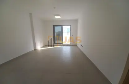 Apartment - 2 Bedrooms - 2 Bathrooms for rent in Jumeirah Garden City - Al Satwa - Dubai