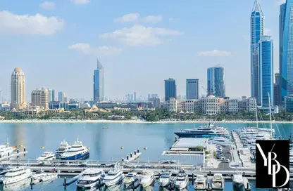 Apartment - 2 Bedrooms - 2 Bathrooms for sale in Marina Vista - EMAAR Beachfront - Dubai Harbour - Dubai