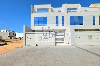 Townhouse - 5 Bedrooms - 7 Bathrooms for sale in Al Zaheya Gardens - Al Zahya - Ajman