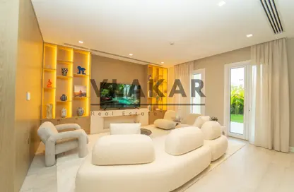 Villa - 3 Bedrooms - 4 Bathrooms for sale in Sur La Mer - La Mer - Jumeirah - Dubai