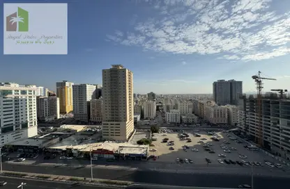 Apartment - 2 Bedrooms - 2 Bathrooms for rent in Gulfa Towers - Al Rashidiya 1 - Al Rashidiya - Ajman