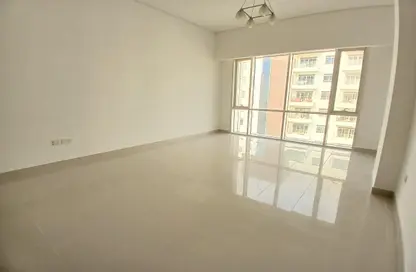 Apartment - 1 Bathroom for rent in Nova Tower - Dubai Silicon Oasis - Dubai