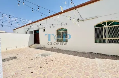 Villa - 2 Bedrooms - 2 Bathrooms for rent in Al Zaafaran - Al Khabisi - Al Ain