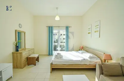 صورة لـ غرفة- غرفة النوم شقة - 1 حمام للايجار في بناية  38إلى107 - طراز البحر المتوسط - ديسكفري غاردنز - دبي ، صورة رقم 1