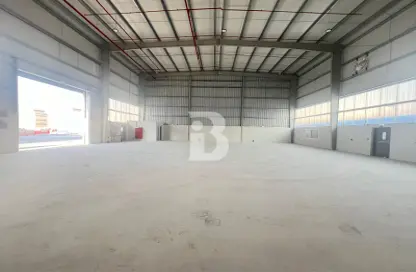 Warehouse - Studio for rent in Saih Shuaib 2 - Dubai Industrial City - Dubai