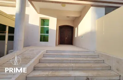 Villa - 6 Bedrooms for rent in Al Musalla Area - Al Karamah - Abu Dhabi