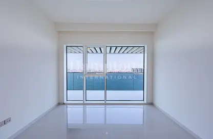 Apartment - 2 Bedrooms - 2 Bathrooms for rent in Grand Bleu Tower 1 - EMAAR Beachfront - Dubai Harbour - Dubai