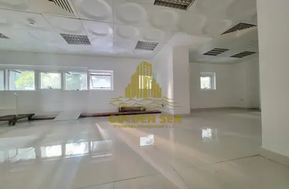 Office Space - Studio - 1 Bathroom for rent in Sedar Building - Tourist Club Area - Abu Dhabi