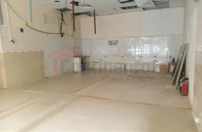 Shop - Studio for rent in Al Mahatta - Al Qasimia - Sharjah