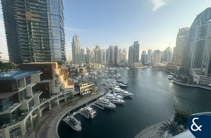 Apartment - 2 Bedrooms - 3 Bathrooms for sale in Damac Heights - Dubai Marina - Dubai