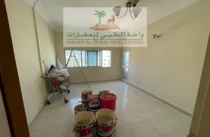 Apartment - 2 Bedrooms - 2 Bathrooms for rent in Qasimia 10 building - Al Mahatta - Al Qasimia - Sharjah