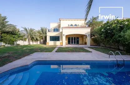 Villa - 4 Bedrooms - 5 Bathrooms for rent in Legacy - Jumeirah Park - Dubai