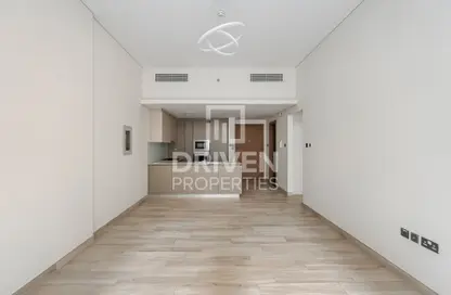 Apartment - 1 Bedroom - 2 Bathrooms for rent in Oxford Residence 2 - Jumeirah Village Circle - Dubai