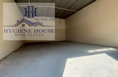 Warehouse - Studio - 1 Bathroom for rent in Umm Al Thuoob - Umm Al Quwain