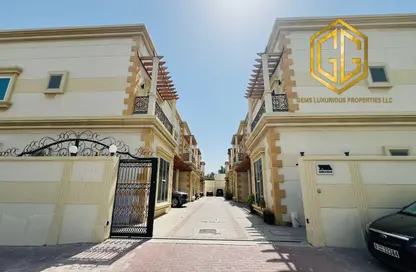 Villa - 5 Bedrooms - 6 Bathrooms for rent in Al Wuheida - Deira - Dubai