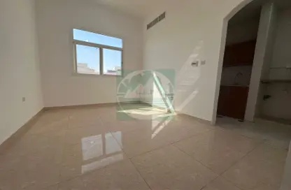 Apartment - 1 Bathroom for rent in Shakhbout City - Abu Dhabi