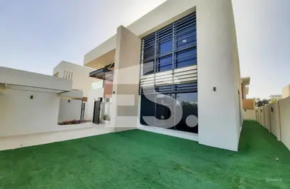 Villa - 4 Bedrooms - 5 Bathrooms for rent in West Yas - Yas Island - Abu Dhabi