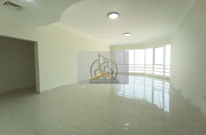 Apartment - 3 Bedrooms - 4 Bathrooms for rent in Hamdan Street - Abu Dhabi