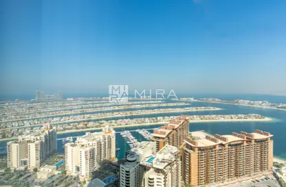 Apartment - 1 Bedroom - 2 Bathrooms for rent in The Palm Tower - Palm Jumeirah - Dubai