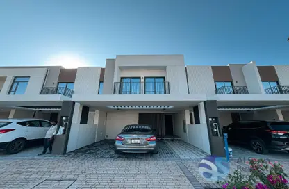 Villa - 3 Bedrooms - 4 Bathrooms for rent in Greenviews 2 - EMAAR South - Dubai South (Dubai World Central) - Dubai