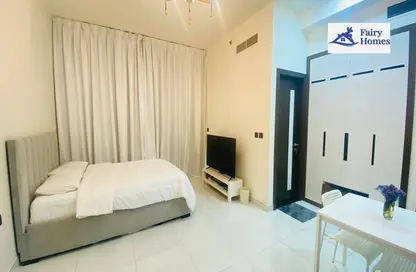 Apartment - 1 Bathroom for rent in Lawnz by Danube Block 2 - Lawnz by Danube - International City - Dubai